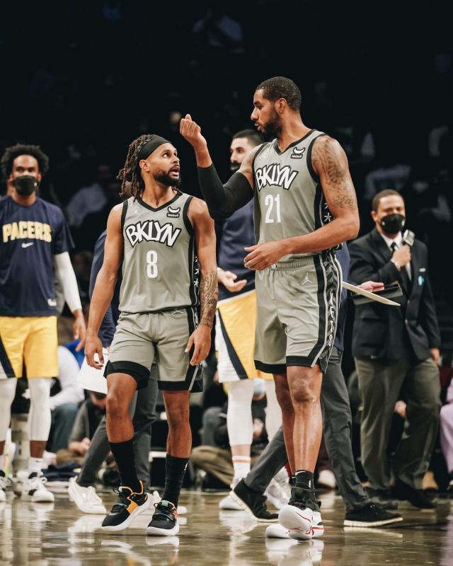 1635859689057001212.jpg FC65HuGXoAUJulT.jpg