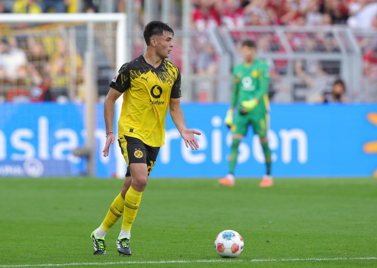 u8官方网站-BBC:切尔西已从多特召回安塞尔米诺,他将被评估并可能留队效力