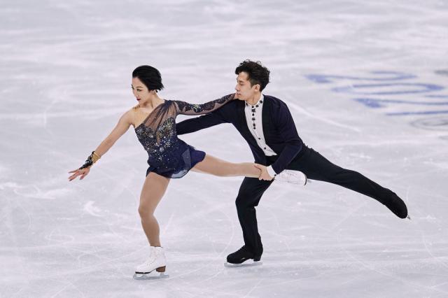 世锦赛“葱桶”回归暂列第二 彭程金杨遭遇“小意外”